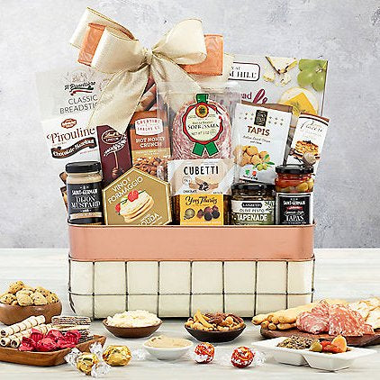 Delight & Cheer: Gourmet Gift Basket