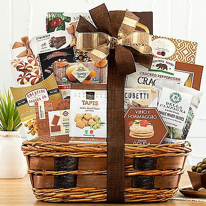 Gourmet Traditions: Sweet & Savory Gift Basket