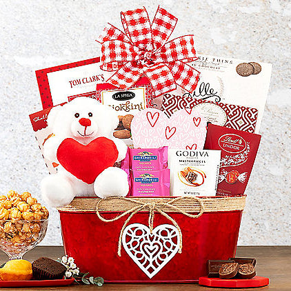 Sweet Love: Valentine's Day Basket