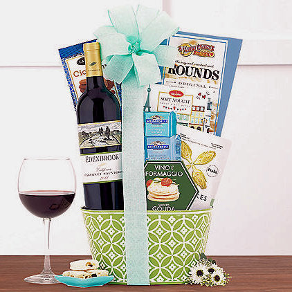 Edenbrook Vineyards Cabernet: Summer Wine Gift Basket