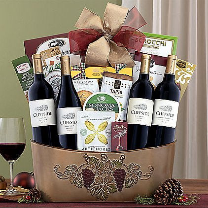 Cliffside Vineyards Red Wine Collection: Gourmet Wine Basket