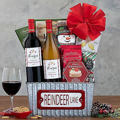 Reindeer Lane Duet: Gourmet Wine Basket